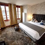 Logis & Restaurant - Les Hauts De Montreuil