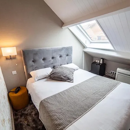 Logis & Restaurant - Les Hauts De Montreuil