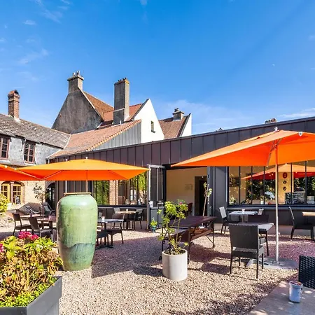Logis & Restaurant - Les Hauts De Montreuil Hotel 3*