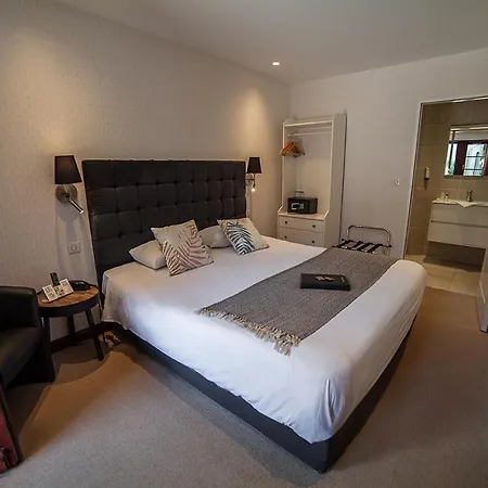 Hotel Logis & Restaurant - Les Hauts De Montreuil Montreuil (Pas-de-Calais)