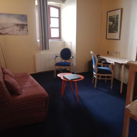 Logis & Restaurant - Les Hauts De Montreuil Montreuil (Pas-de-Calais)