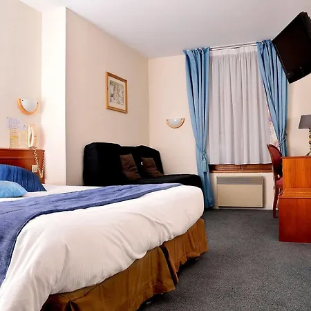 Logis & Restaurant - Les Hauts De Montreuil 3*