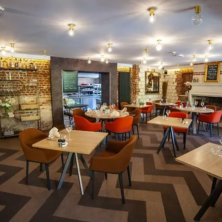 Logis & Restaurant - Les Hauts De Montreuil